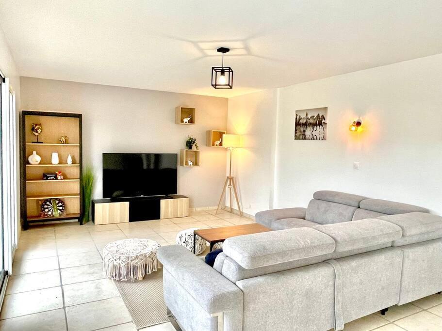 Charmante Villa Pour 10 Personnes Saint-Augustin  Zewnętrze zdjęcie